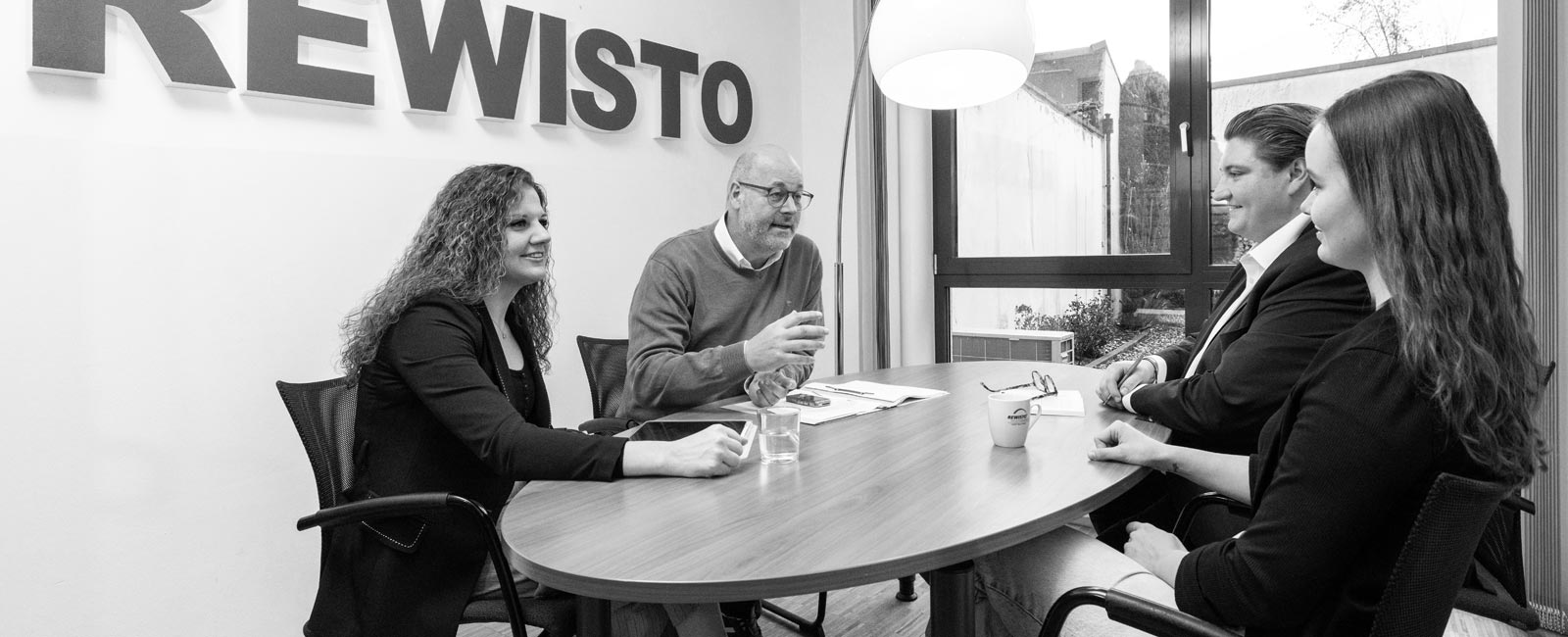 Kai Muscheid und Mitarbeiter-Innen